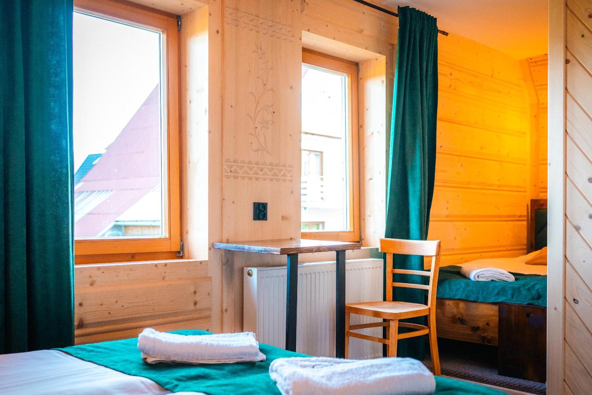 Apartamenty Dwupoziomowe Stasikowe Izby Bukowina Tatrzańska Eksteriør bilde